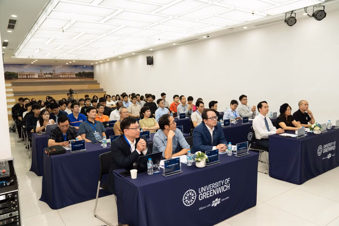 Greenwich Vietnam Conference 2026 là chuỗi hội thảo chuyên ngành về công nghệ, thiết kế sáng tạo, quản trị với chủ đề trọng tâm là Trí tuệ nhân tạo (AI).