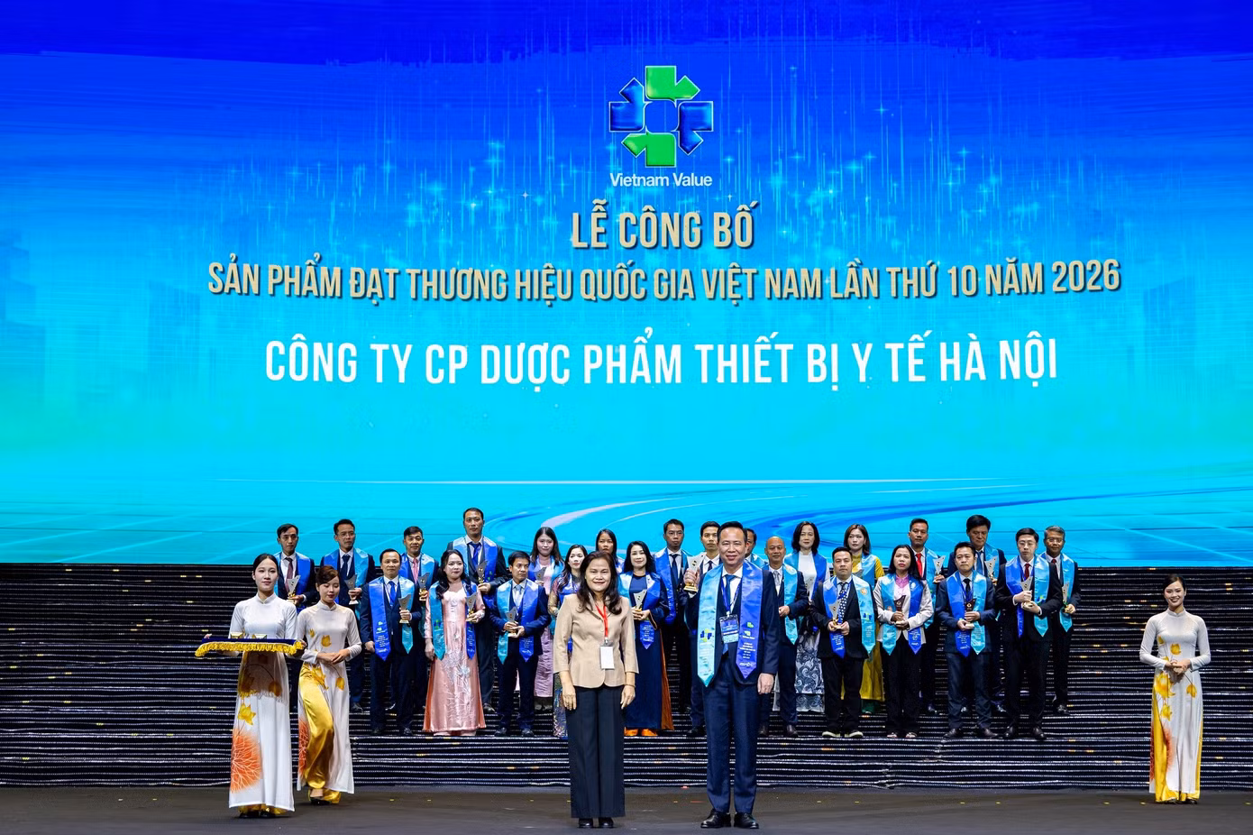 01-hapharco-duoc-vinh-danh-thuong-hieu-quoc-gia.jpg