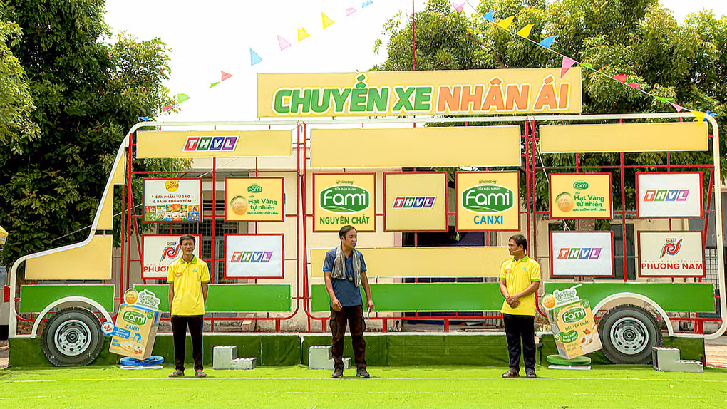 Một hành trình được tạo nên từ những giá trị tốt đẹp của hạt vàng tự nhiên và “giàu” nhân ái