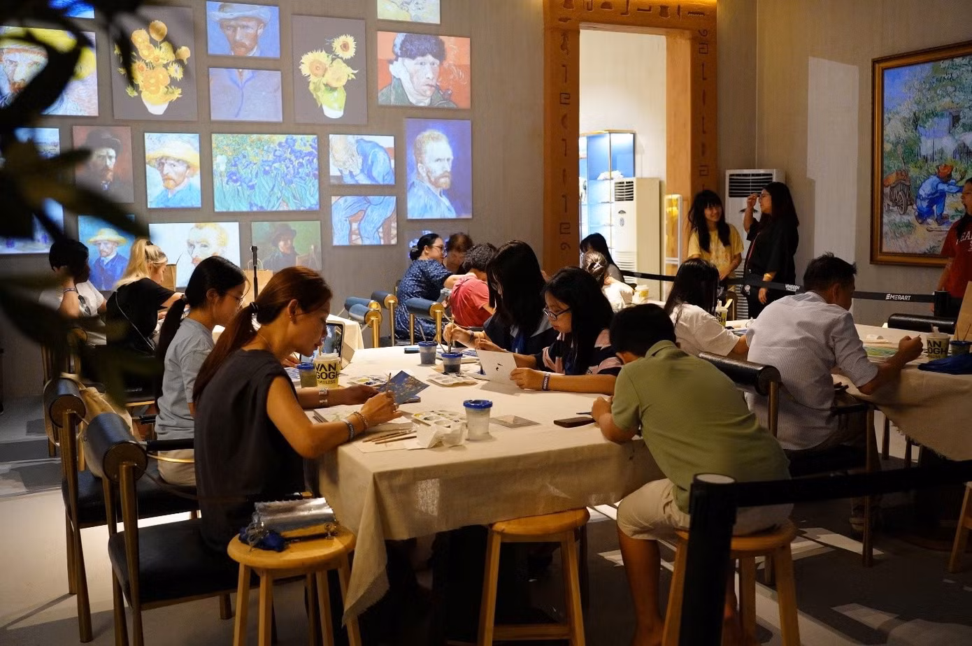 13 không gian, một hành trình không lối mòn tại Van Gogh Timeless ảnh 5 13 không gian, một hành trình không lối mòn tại Van Gogh Timeless ảnh 5