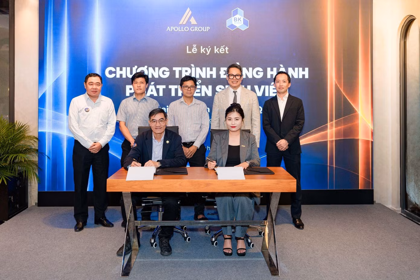 Tập đoàn Apollo và Trường Đại học Bách khoa, Đại học Quốc gia TP.HCM đặt nền tảng cho các hoạt động hợp tác giữa doanh nghiệp, nhà trường và thế hệ kỹ sư tương lai. (Ảnh: Tập đoàn Apollo)