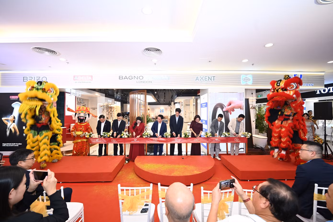 Uuviet Solutions chính thức đưa showroom mới tại Hà Nội vào hoạt động