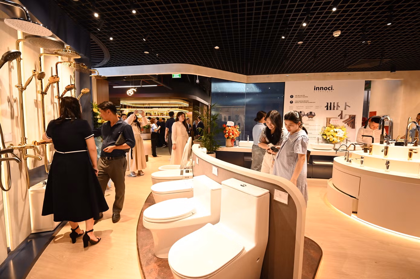 Một góc không gian lifestyle trong Showroom Uuviet Solutions Hà Nội