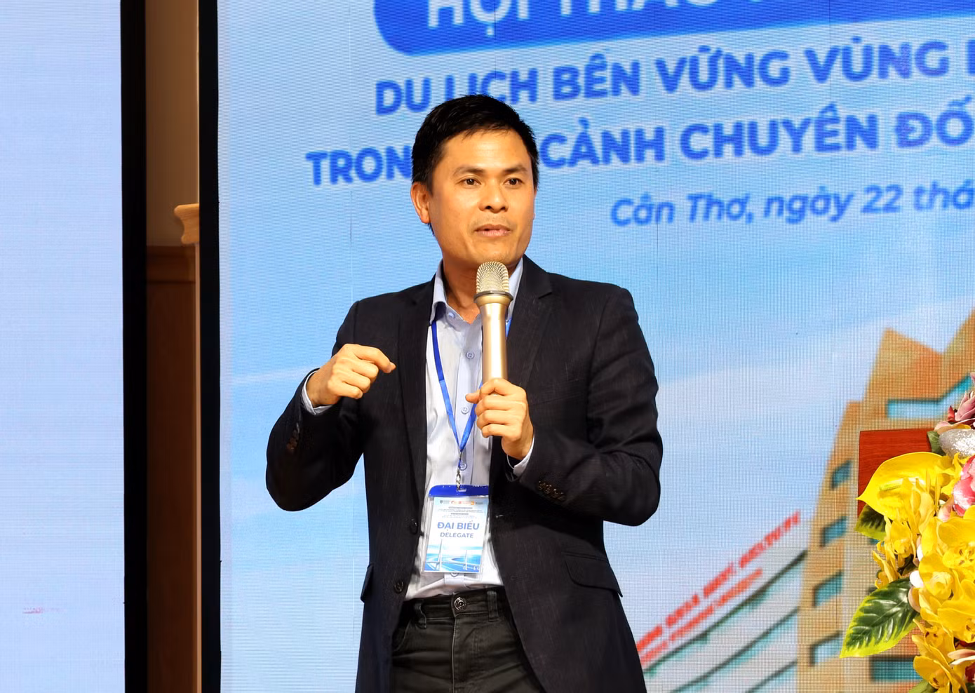 anh-3-pgsts-doan-van-tin-truong-dai-hoc-manchester-metropolitan-vuong-quoc-anh.jpg