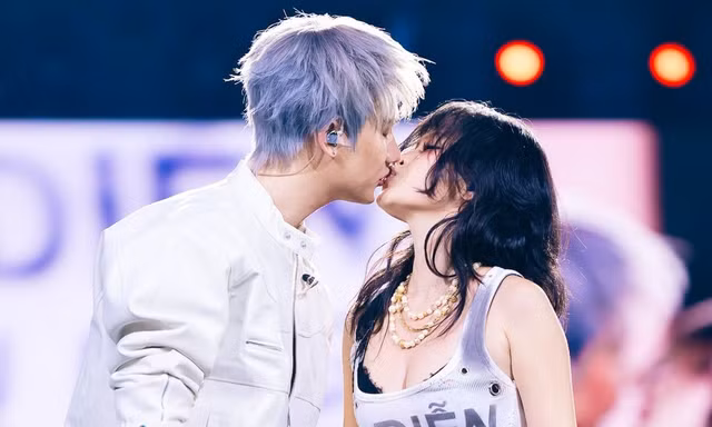20.000 khán giả chờ 14 tiếng để xem concert ở TPHCM
