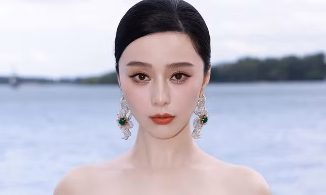 Phạm Băng Băng bị đòi nợ 
