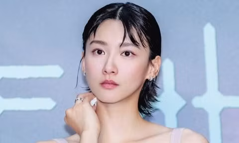 Nữ diễn viên kêu cứu