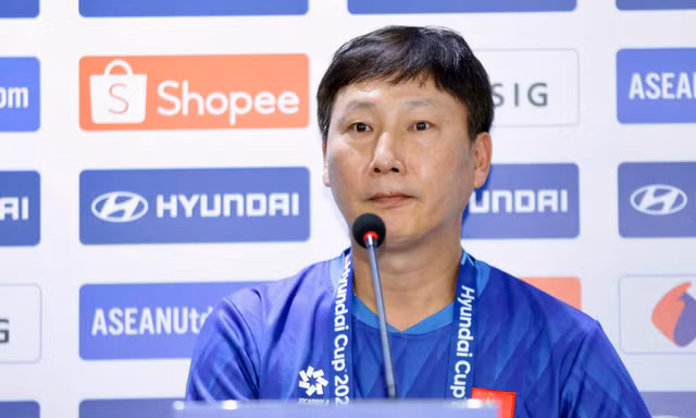 Tuần này, HLV Kim Sang-sik sẽ lên danh sách đội tuyển Việt Nam dự FIFA ASEAN Cup 