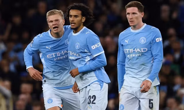 Haaland lập cú đúp, Man City vẫn thua khó tin khi đón tiếp PSG