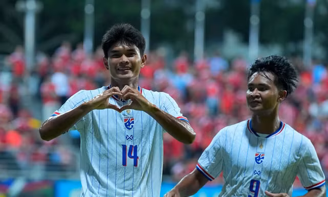 Thái Lan rộng cửa vào chung kết sau chiến thắng cách biệt 3-1 trước Singapore