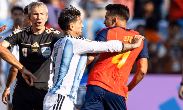 FIFA mở cuộc điều tra liên quan đến Liên đoàn bóng đá và đội tuyển Argentina