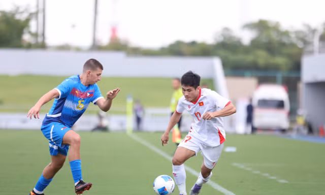 Trực tiếp Asiad 20 U23 Việt Nam vs U23 Philippines 0-0 (H1): Thủ môn Philippines cứu thua