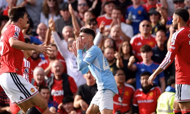 Trực tiếp Man United 0-0 Man City (Hết hiệp 1): MU bế tắc dù hơn người