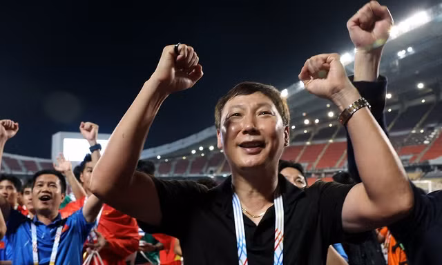 ESPN khen ngợi HLV Kim Sang-sik 'đã có những nước đi xuất sắc'