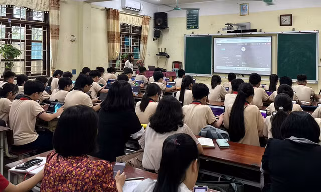 Một số tiết dạy các môn khoa học tự nhiên bằng tiếng Anh tại một số trường THCS ở Hà Nội. Ảnh minh họa