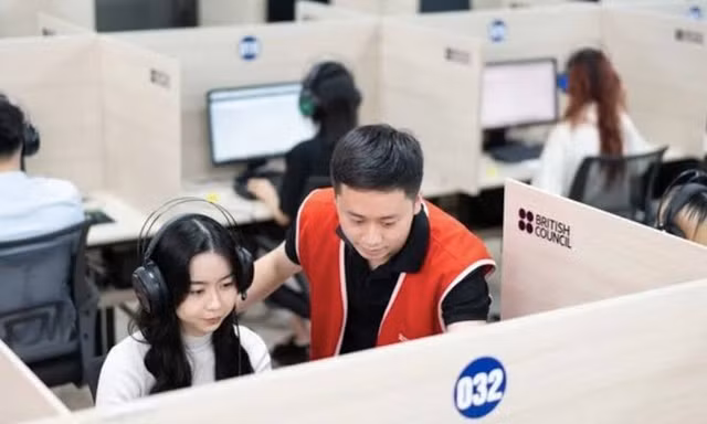 Lần đầu tiên cho phép viết giấy khi thi IELTS trên máy tính. Ảnh minh họa