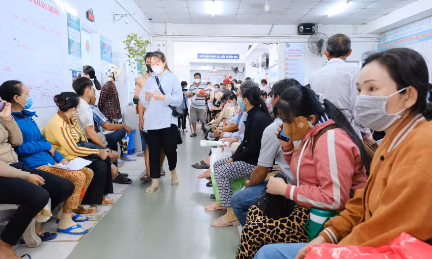 Vướng nhà thầu Việt Mỹ, máy xạ trị trăm tỷ ở Cần Thơ 'đắp chiếu'