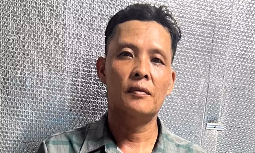 Tạm giữ đối tượng đổ xăng vào người vợ cũ rồi châm lửa