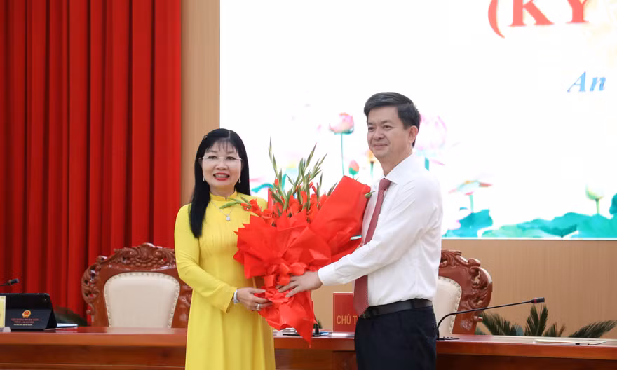 Bà Trần Thị Thanh Hương được bầu làm Chủ tịch HĐND tỉnh An Giang