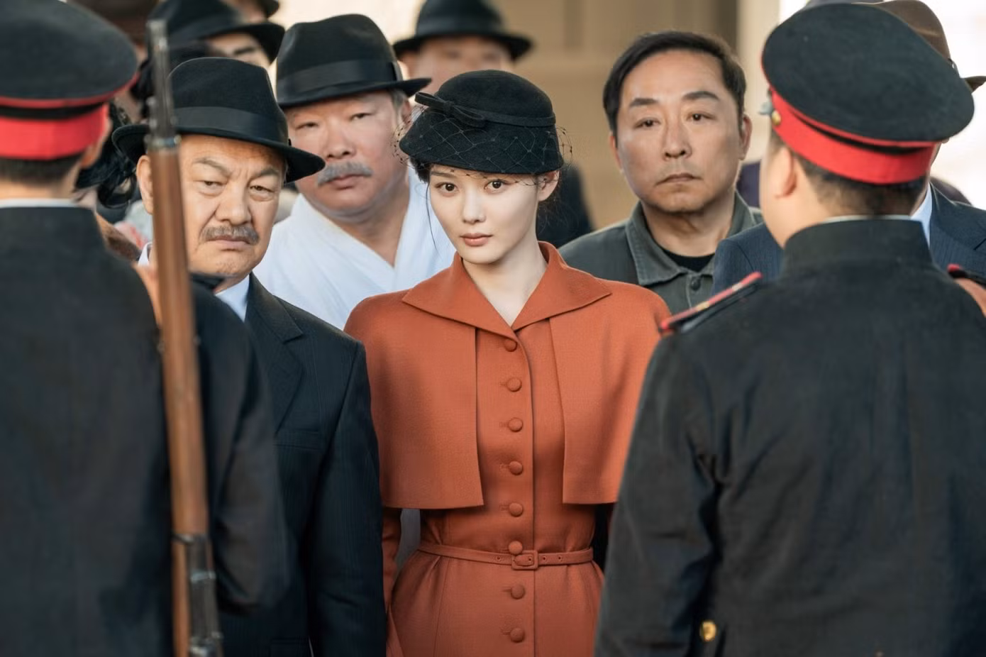 a-hundred-days-of-deception-02.jpg