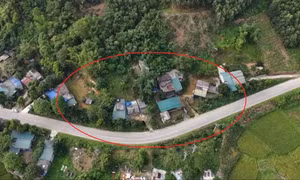 Những căn nhà dưới chân đồi chờ sạt lở ở Phú Thọ sau bão Yagi giờ ra sao?