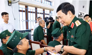 Đại tướng Phan Văn Giang tri ân thương binh, bệnh binh tại Ninh Bình