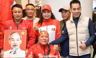 Cổ động viên đặc biệt và hành trình 14 năm đồng hành cùng đội tuyển Việt Nam