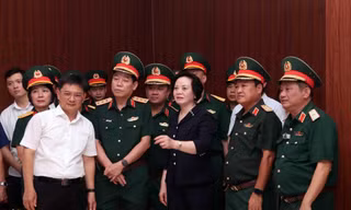 Phó Thủ tướng Phạm Thị Thanh Trà kiểm tra công tác chuẩn bị Lễ triển khai tìm kiếm, quy tập hài cốt liệt sỹ