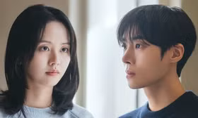 Màn 'phản ứng hóa học' hơn cả mong đợi của Kim So Hyun và Choo Young Woo