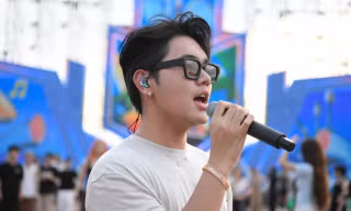 Ca sĩ Lâm Phúc cùng hàng trăm vũ công đổ bộ concert Thanh xuân 