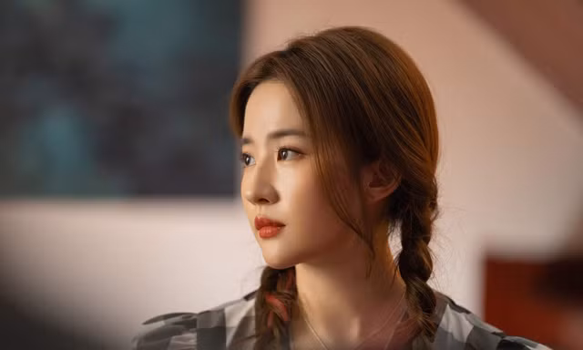 Vì sao gia đình hay lo lắng và ít khi ủng hộ con gái lựa chọn sống độc thân?