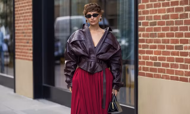 Gợi ý trang phục từ street style tại New York Fashion Week để diện mùa Thu