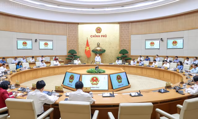Kiên quyết khắc phục tình trạng cán bộ né tránh, đùn đẩy, sợ trách nhiệm