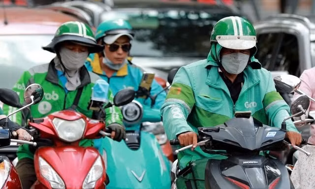 Lý do shipper, tài xế công nghệ, bán hàng online chưa vào diện đóng bảo hiểm bắt buộc