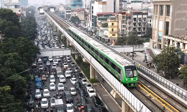 Chính phủ yêu cầu Hà Nội hoàn thành 100 km đường sắt đô thị vào năm 2030