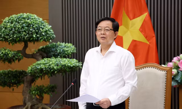 Phó Thủ tướng: Thay đổi tư duy từ 'phân lô bán nền' sang chung cư, nhà ở cao tầng