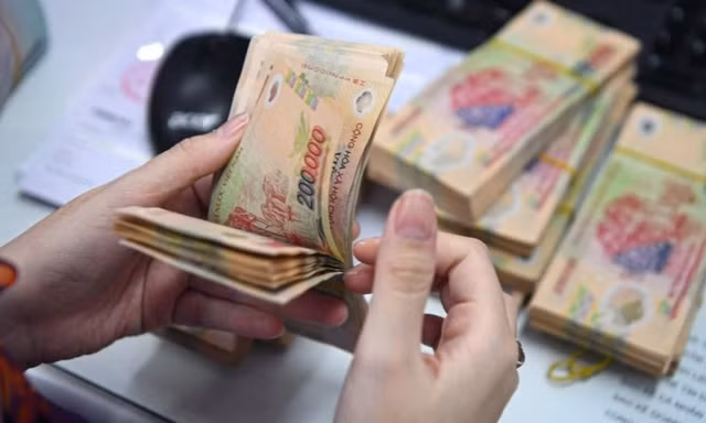 Lương tối thiểu dự kiến là 5,7 triệu đồng
