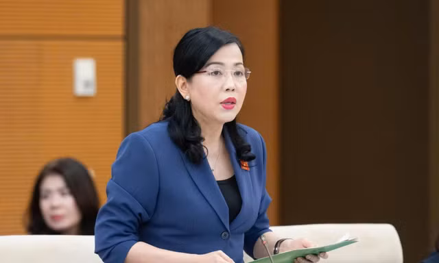 Chủ nhiệm Ủy ban của Quốc hội: Thiếu sách giáo khoa là ‘sự cố lớn, chưa từng xảy ra’