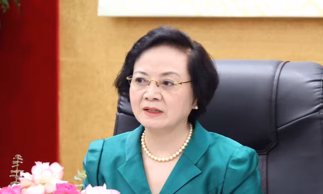  Bộ Nội vụ được yêu cầu chuẩn bị nhiều phương án cải cách tiền lương