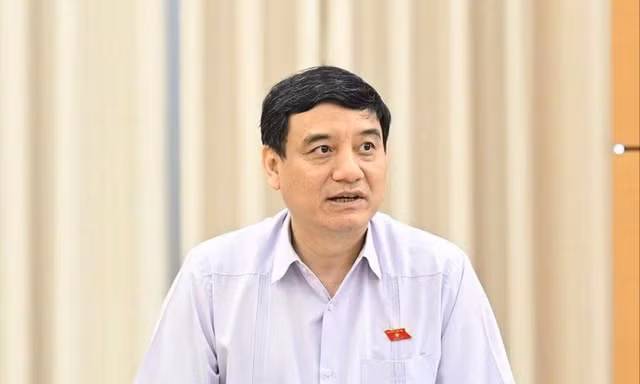 Học sinh 'lệch chuẩn rất lớn' mà chỉ dùng biện pháp nhẹ nhàng 'sợ sẽ rất khó' 