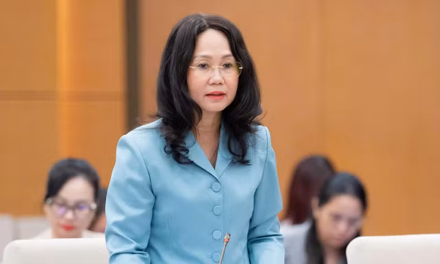 Thống nhất 3 lớp kiểm soát sách về lịch sử cách mạng, lãnh tụ