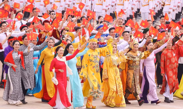 Tạo dấu ấn văn hóa trong ngày người lao động được nghỉ, hưởng nguyên lương