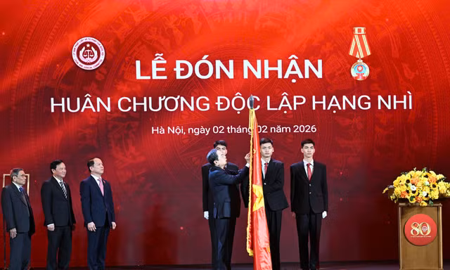 Ủy ban Pháp luật và Tư pháp kỷ niệm 80 năm thành lập, đón nhận Huân chương Lao động hạng Nhì