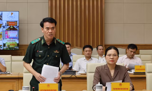 Cảnh báo livestream bán hàng giả, hàng nhái khắp mạng xã hội