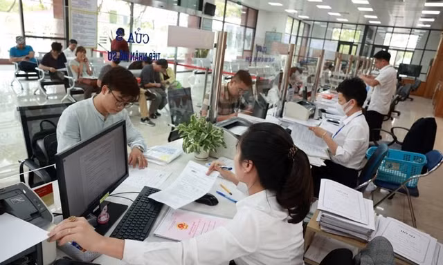 Cán bộ, công chức, viên chức nghỉ việc sau sáp nhập cần tạo việc làm mới