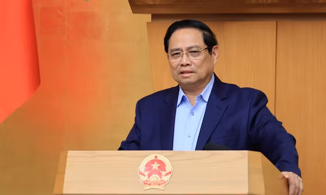 Áp lực lạm phát, tỉ giá, thuế quan Mỹ: Chính phủ bàn giải pháp khẩn