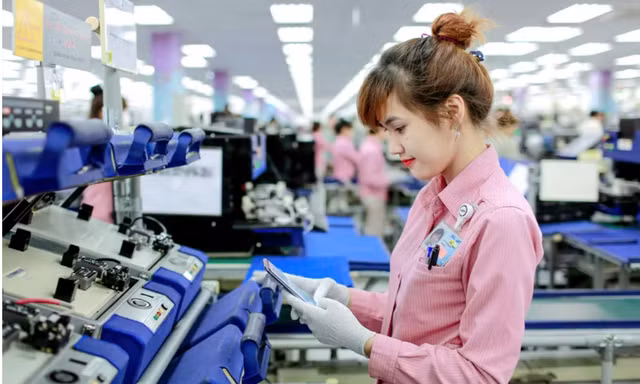 Giảm giờ làm xuống 40-44 giờ/tuần, có phải đánh đổi thu nhập?