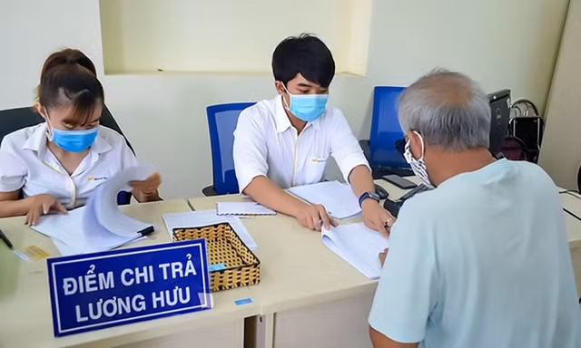 Đề xuất hạ độ tuổi hưởng trợ cấp hưu trí xã hội