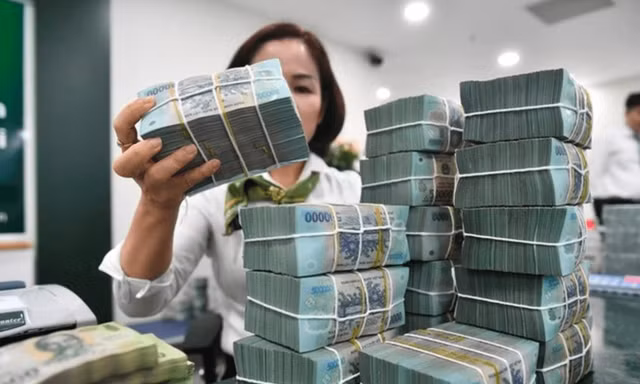 Chính phủ: Nợ công hằng năm không quá 60% GDP