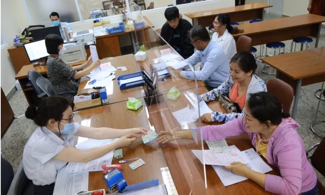'Tối hậu thư' về rà soát việc viên chức đảm nhiệm vị trí công chức